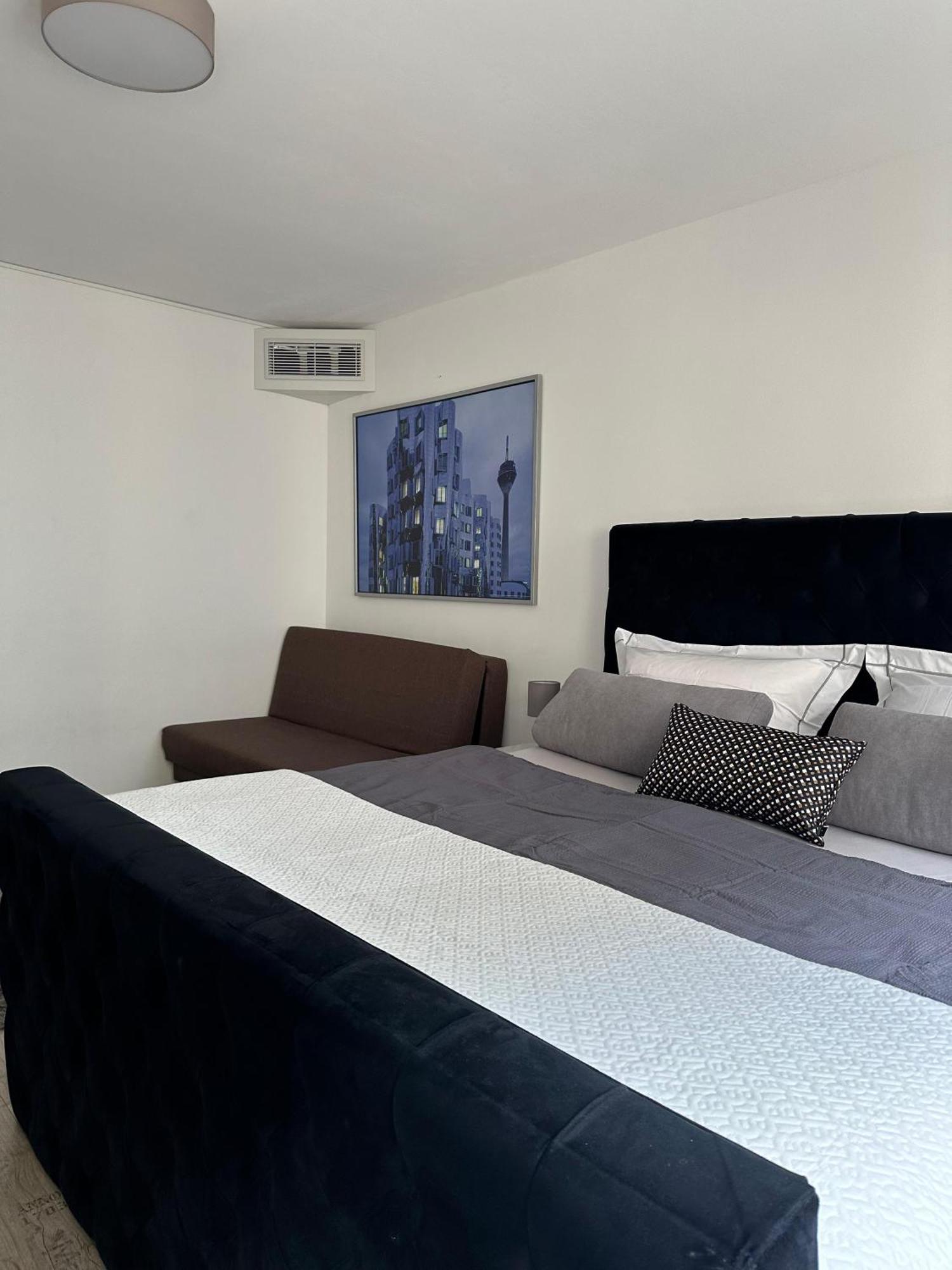 City Center Apartments Duesseldorf ภายนอก รูปภาพ